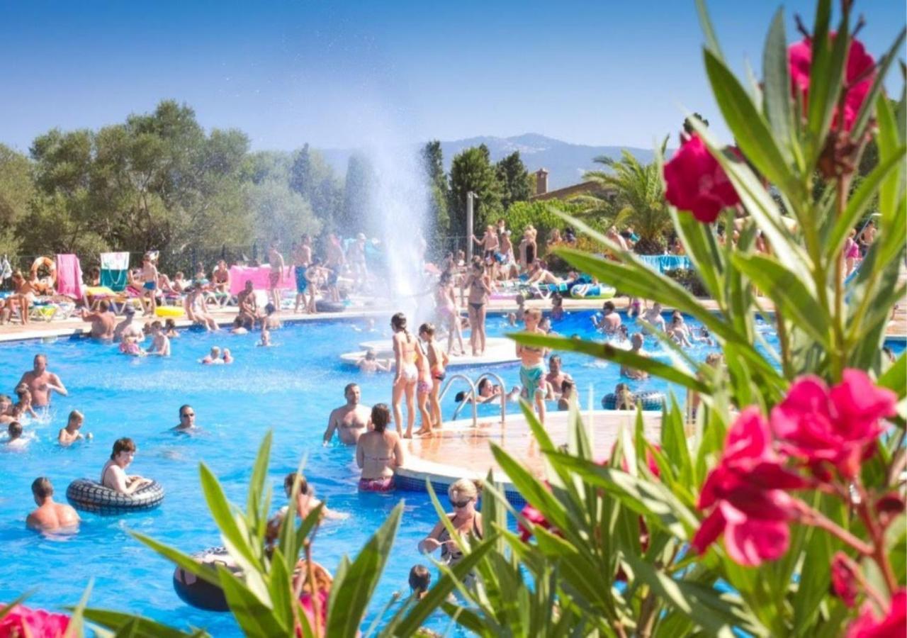 Castell Montgri - Mobile Homes By Lifestyle Holidays 레스타르티트 외부 사진